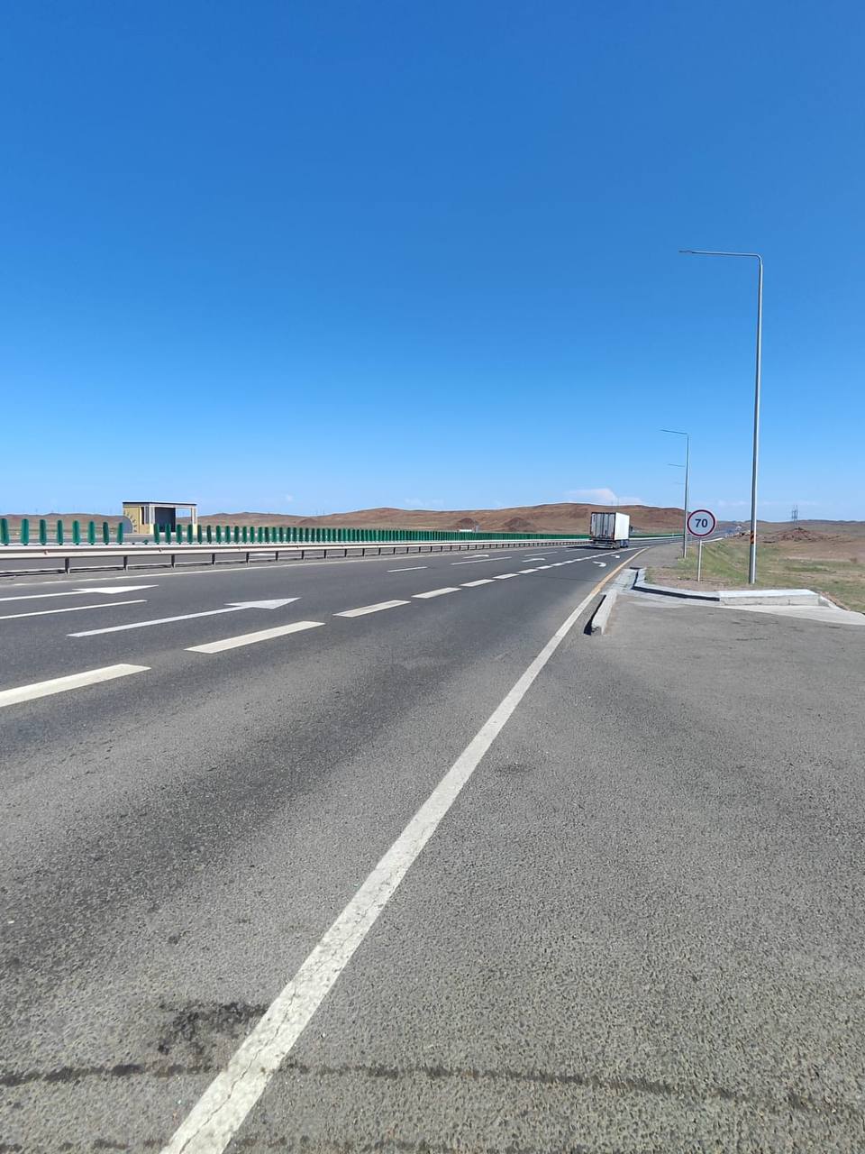 Қазақстанның 16 облысы бойынша 100 жол бөлігі жабылды