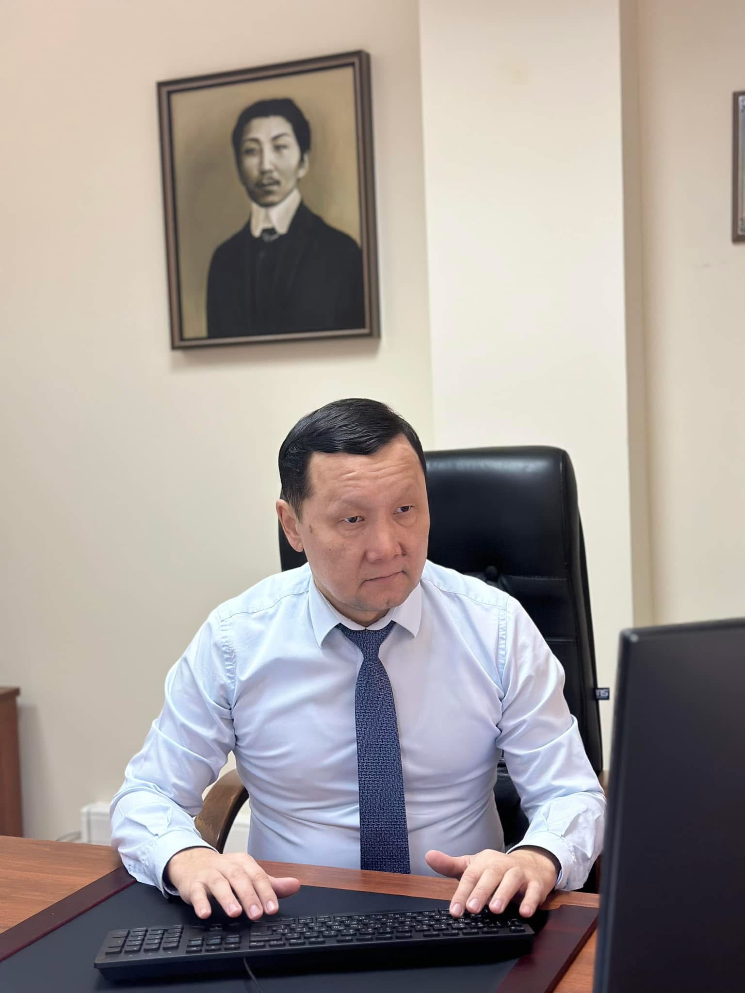 Бас прокурор мен ішкі істер министрі ашық тыңдалымда есеп беруі керек - Мәжіліс депутаты