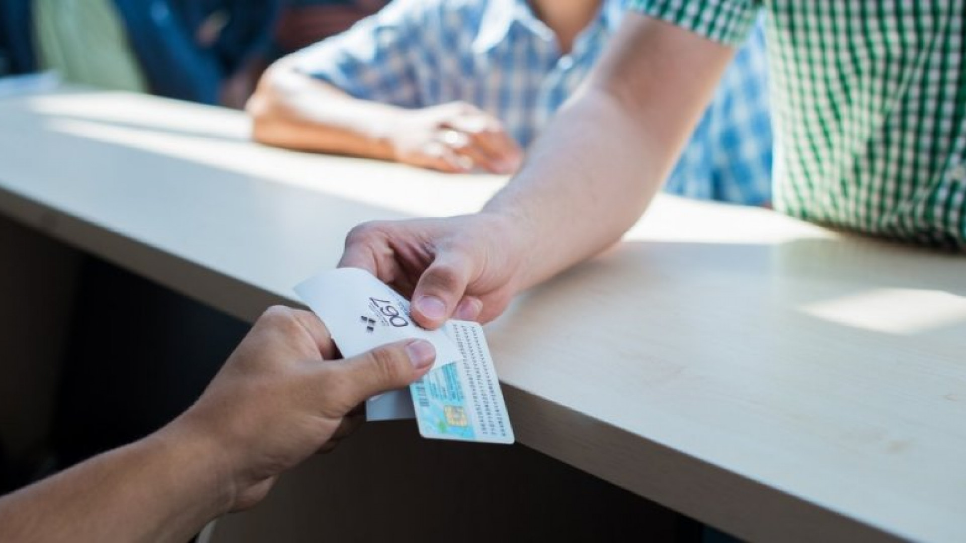 Қазақстан шетел азаматтарына ЖСН беруді тоқтатты