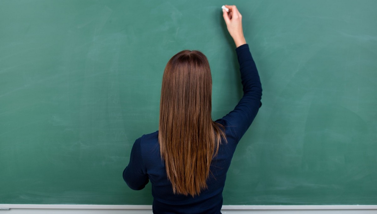 Білім саласындағы дағдарыс: Шымкент неге соңғы орында