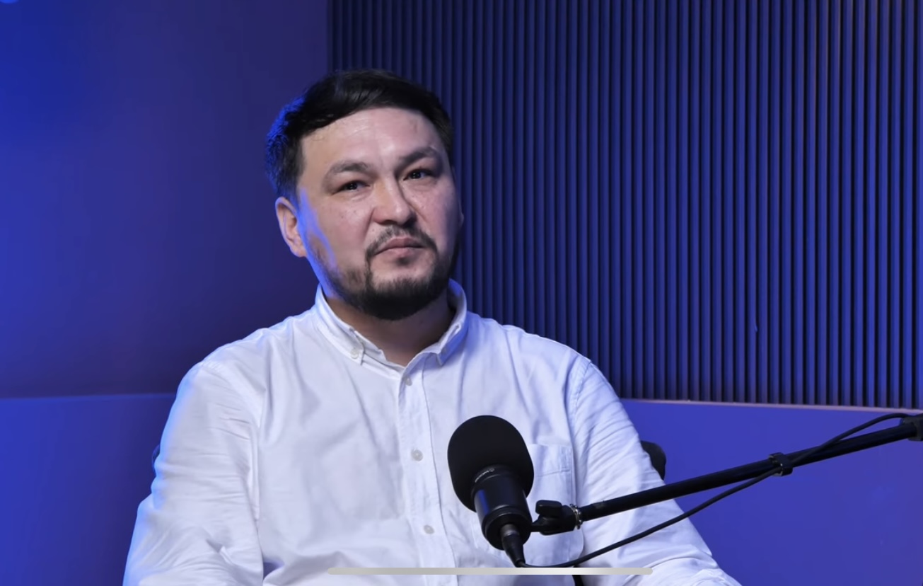 Хадистегі жүйемен ғана жүру керек деген сәләфизмнің бір тәсілі - дінтанушы