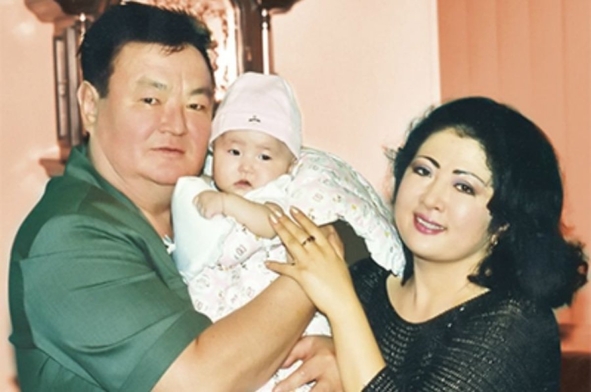 “Әкім байың болса, барлығы жетіп келеді”: Мақпал Жүнісова жеке өмірінен сыр шертті