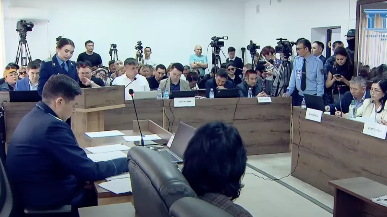 "Анасының көзінше жүрек тұсынан пышақ сұғып алған": Шерзаттың өліміндегі оқиғалар айтылды