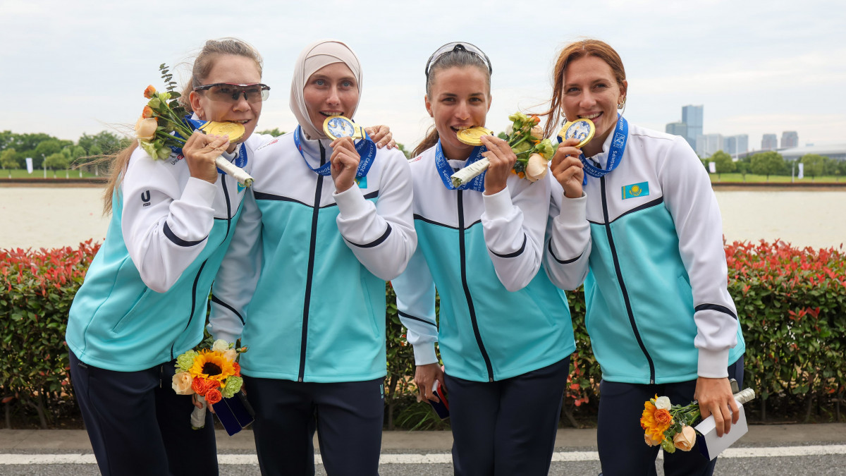 Азия чемпионаты: Қазақстан байдарка және каноэде ескек есуден екінші орын алды