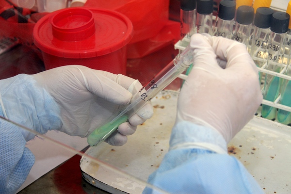 "Бір адамға шұғыл ота жасалуда". Астанада автобус жол апатына ұшырап, 10 адам зардап шекті