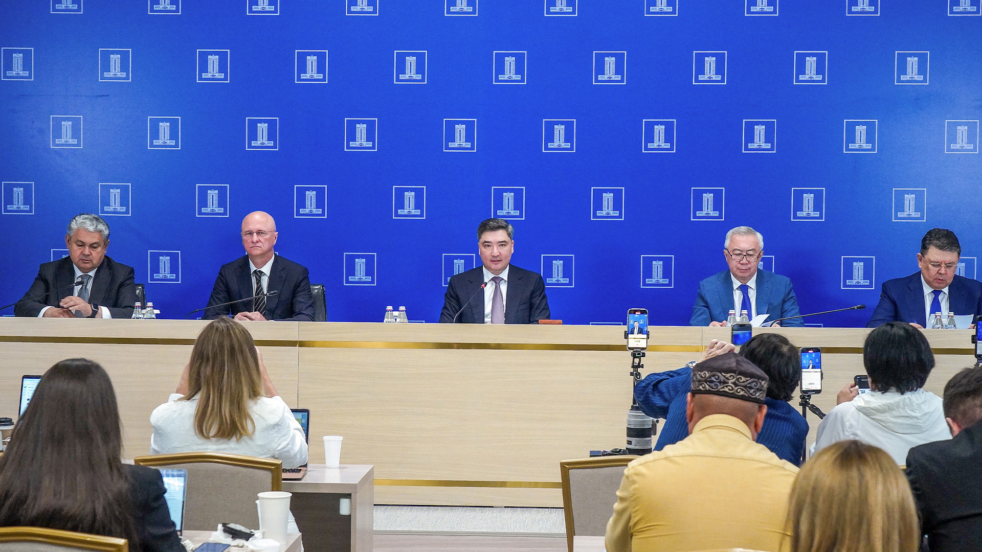 Олжас Бектенов: «Газ саласына экономикалық негізделген тарифтік саясат қажет»