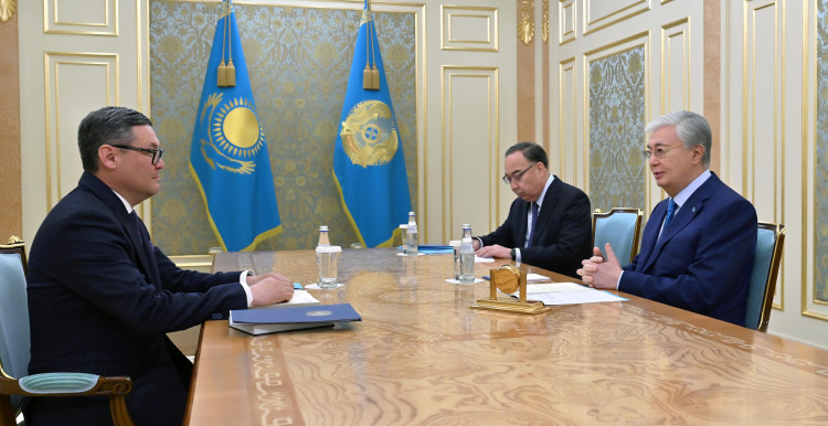 Қасым-Жомарт Тоқаев Президенттің Ауғанстан бойынша арнаулы өкілі Еркін Тұқымовты қабылдады