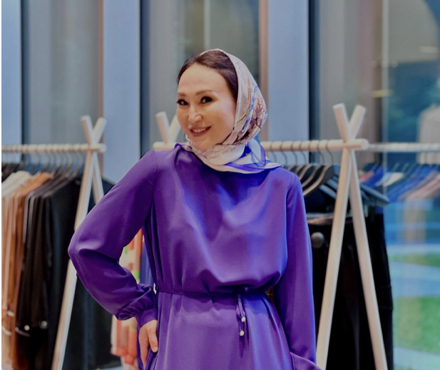 "Анау күнә, мынау күнә деп жазатындар ЗБ": Танымал журналист өзін күнәһар деп сөккендер туралы адам сенгісіз жайттармен бөлісті