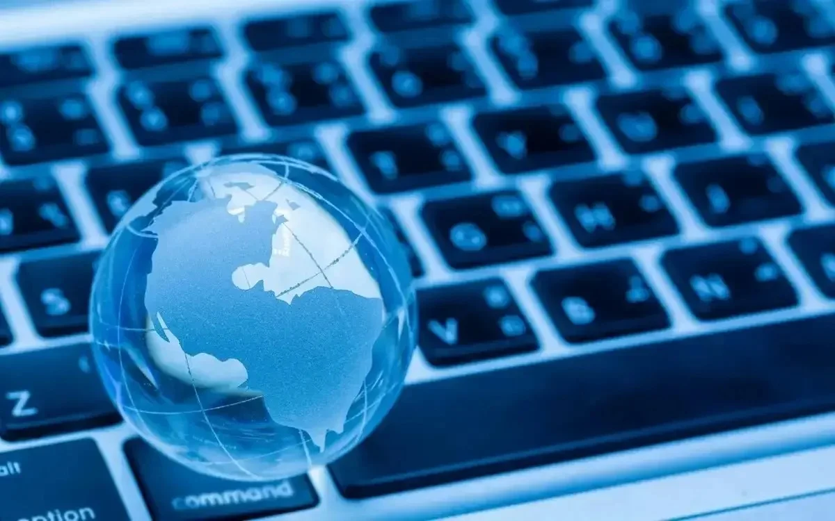 Пойыз жолаушылары OneWeb және Starlink интернетімен қалай қамтамасыз етіледі