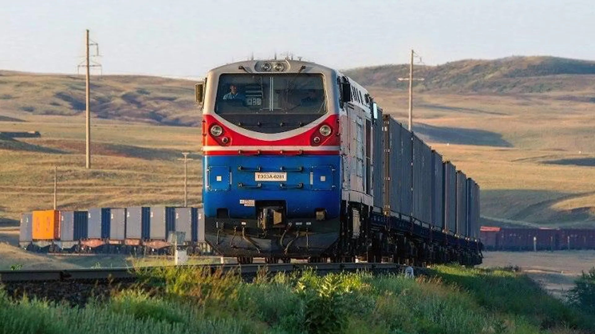 Қазақстан 500-ге жуық локомотив сатып алады