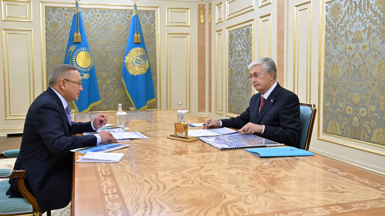 Президент Жетісу облысының әкімі Бейбіт Исабаевты қабылдады