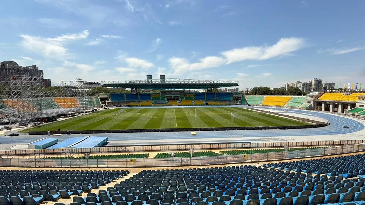 Арнайы автобустар мен 3 мың қызметкер: Алматыда Джей Ло концертіне дайындық басталып кетті