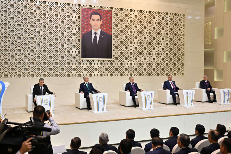 Президент Қасым-Жомарт Тоқаев Орталық Азия мемлекеттері басшыларының бейресми кездесуіне қатысты