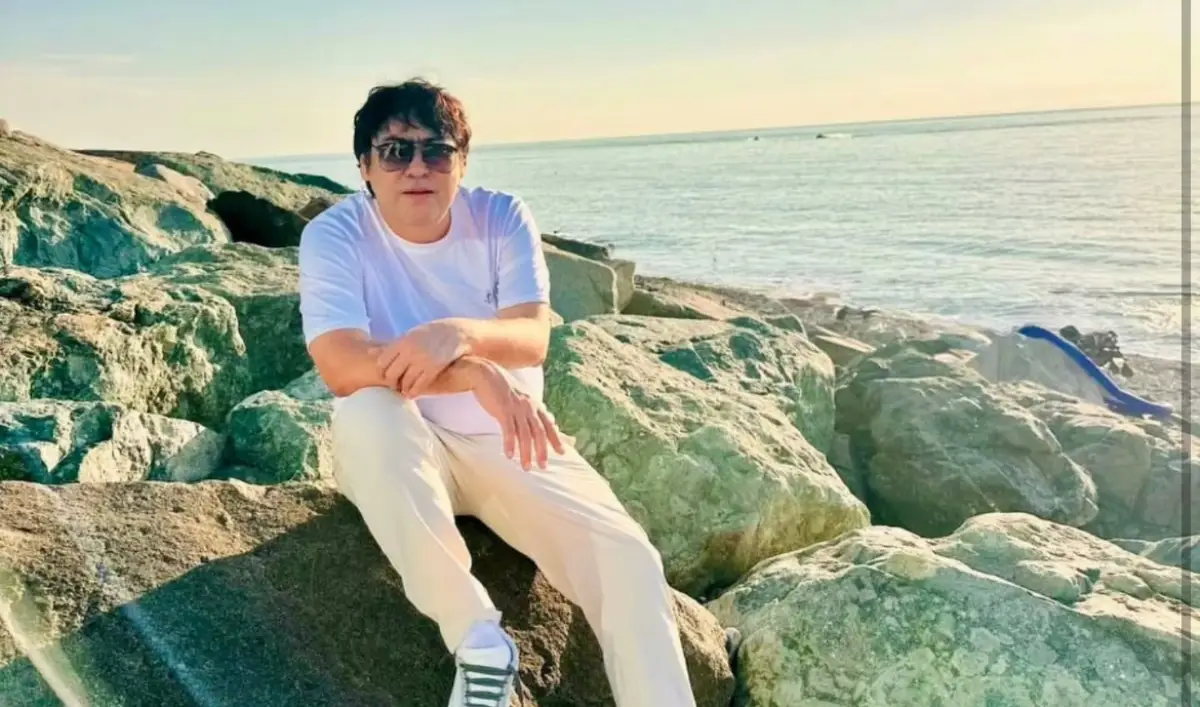 "Күндерім бар қайғылы": Мейрамбек Бесбаев оқырмандарын ойландырып тастады