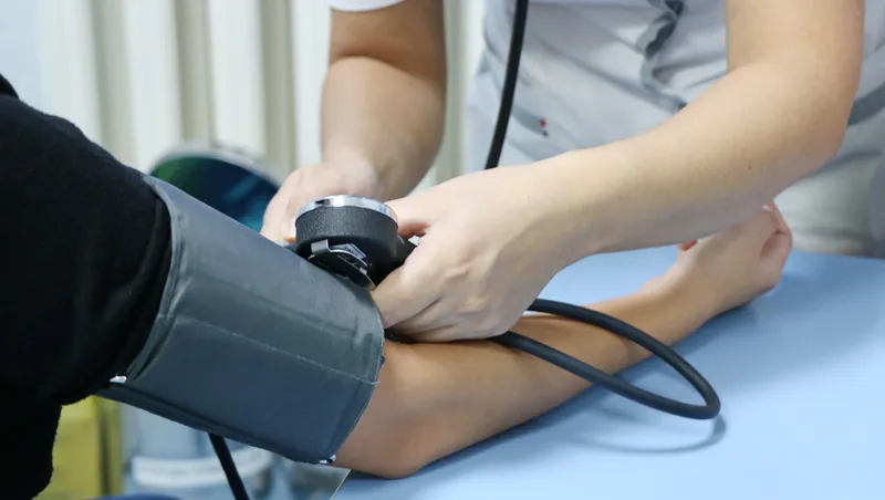 Жаңа тәртіп: Қазақстандықтар қаншалықты жиі скринингтен өтуі тиіс