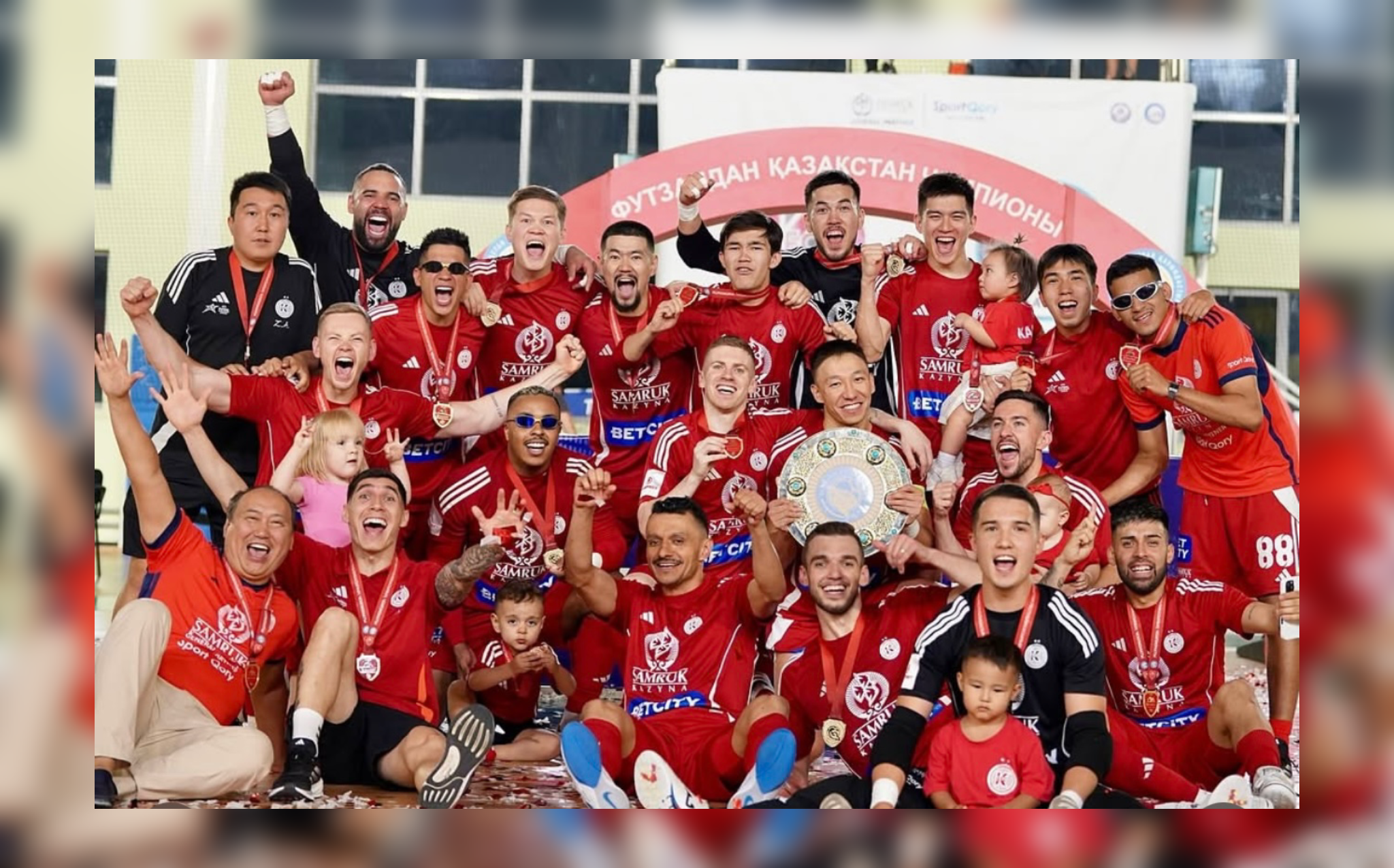 ”Қайраттың” бас бапкері ауысты