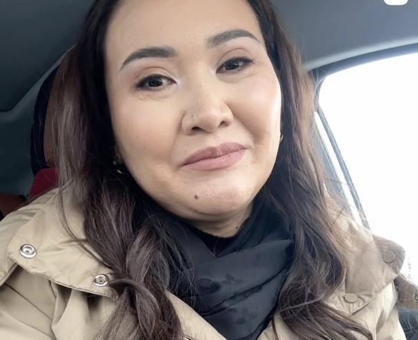 Олар жыныс мүшесін аузынан шығармай, сорып алады