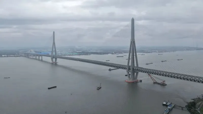 Қытайда әлемдегі ең ұзын керме көпір ашылды