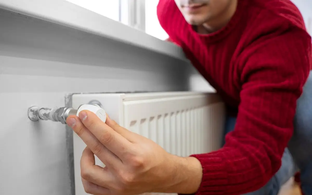 Екібастұзда жер үйлерге жылу беріле бастады