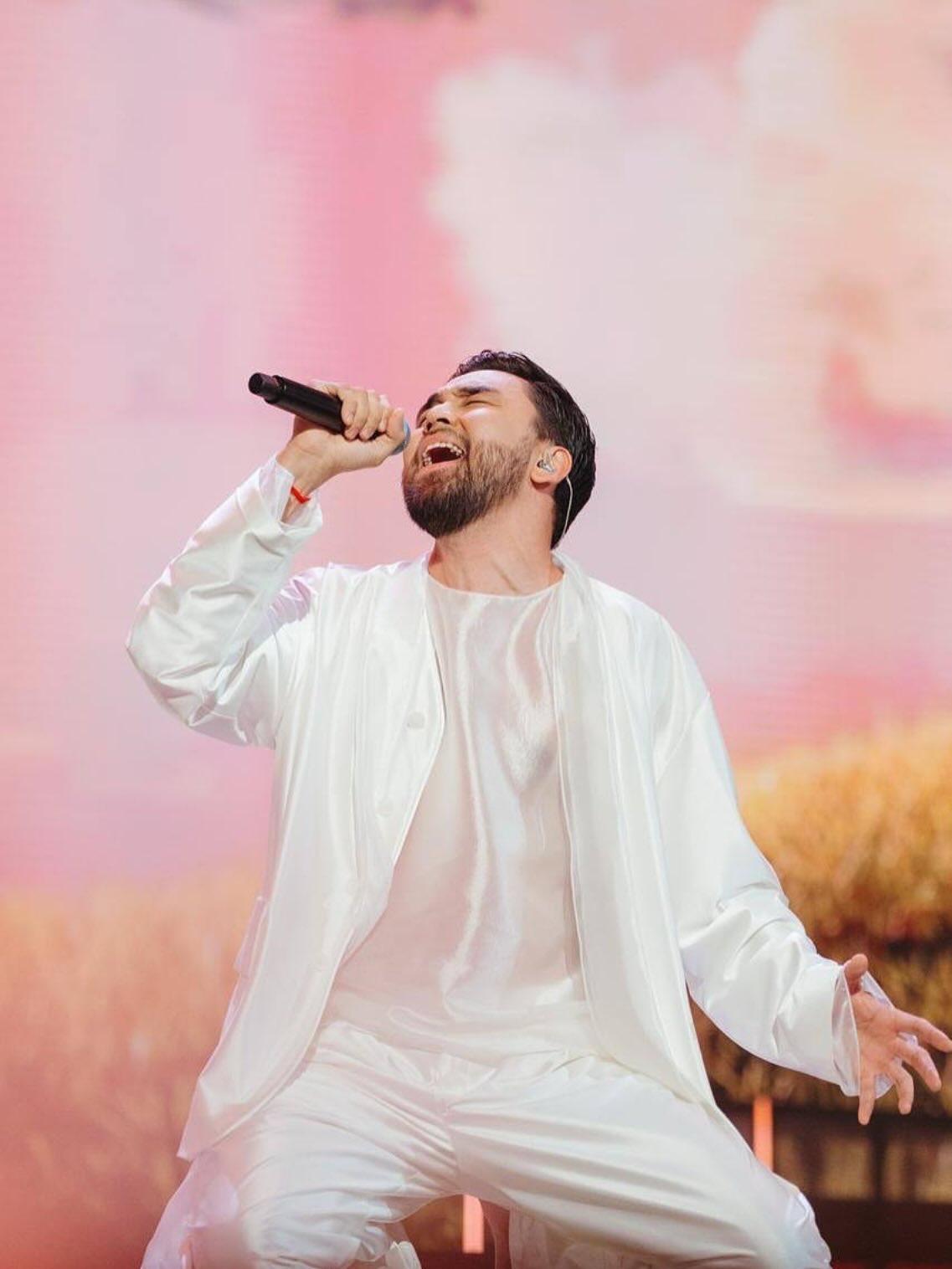 Аида Балаева "Интервидение 2025" байқауынан кейін Әмre-ге қолдау білдірді