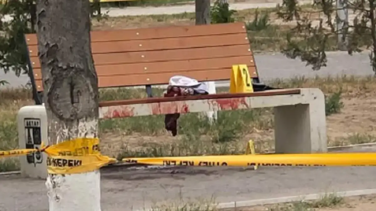 Ақтауда екі ер адам пышақ жарақатын алды