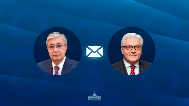 Жалаңаш мас әйелдердің суреттері