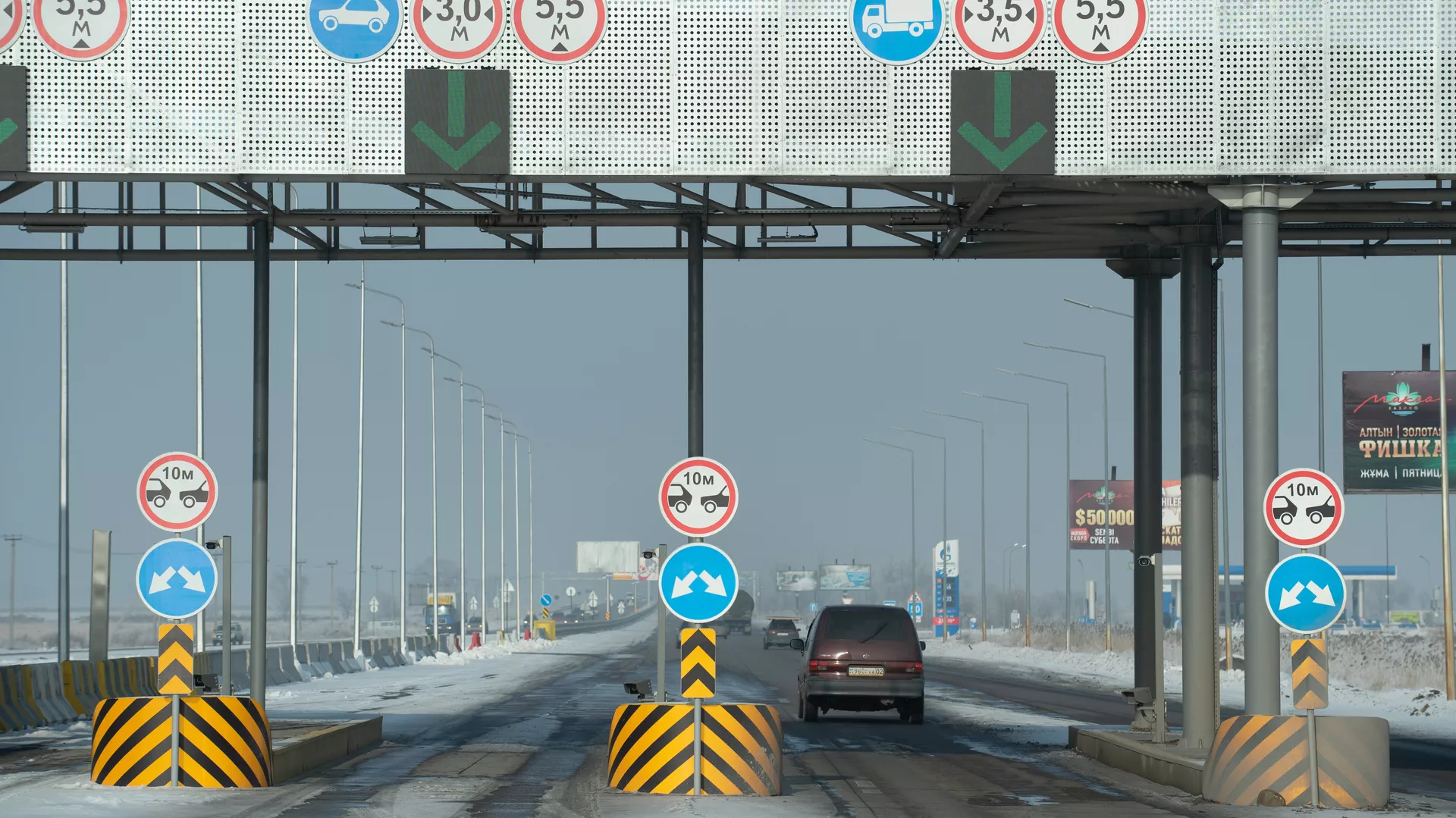 Биыл 10 жол учаскесінде ақылы жол енгізілді