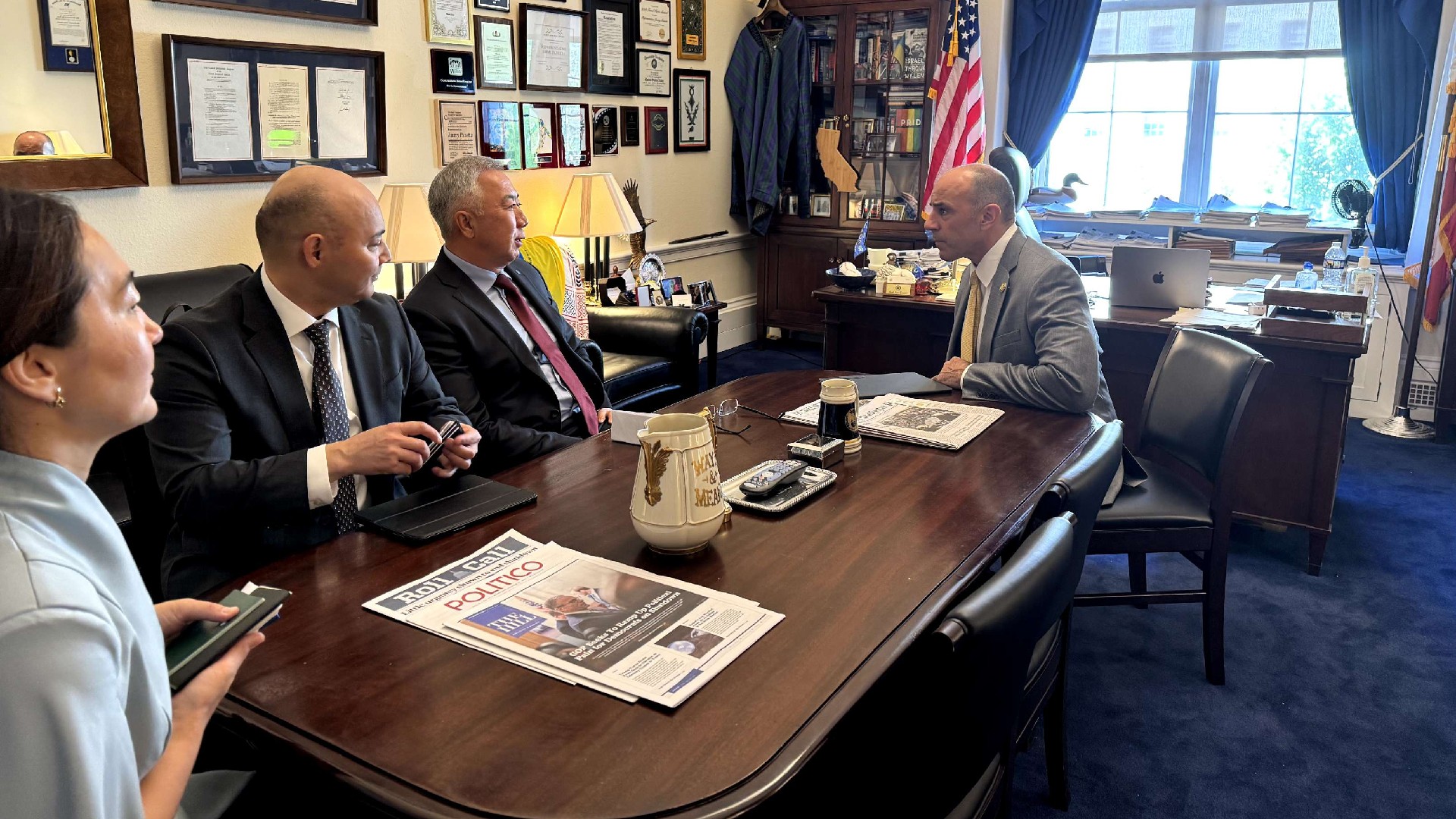 Серік Жұманғарин АҚШ конгрессмендерімен кездесті