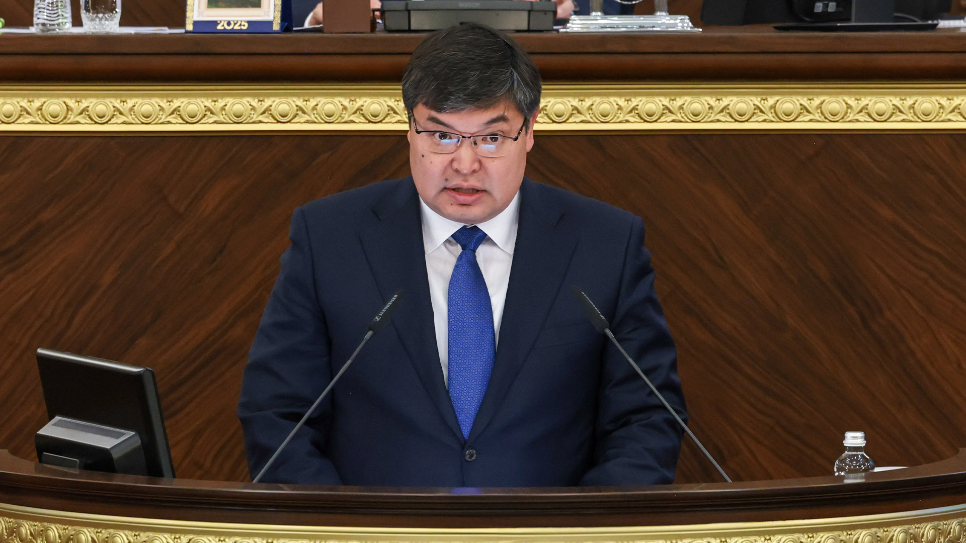 Бюджет-2026: Үкімет дамудың басым бағыттарына 1,4 трлн теңгені қайта бөледі