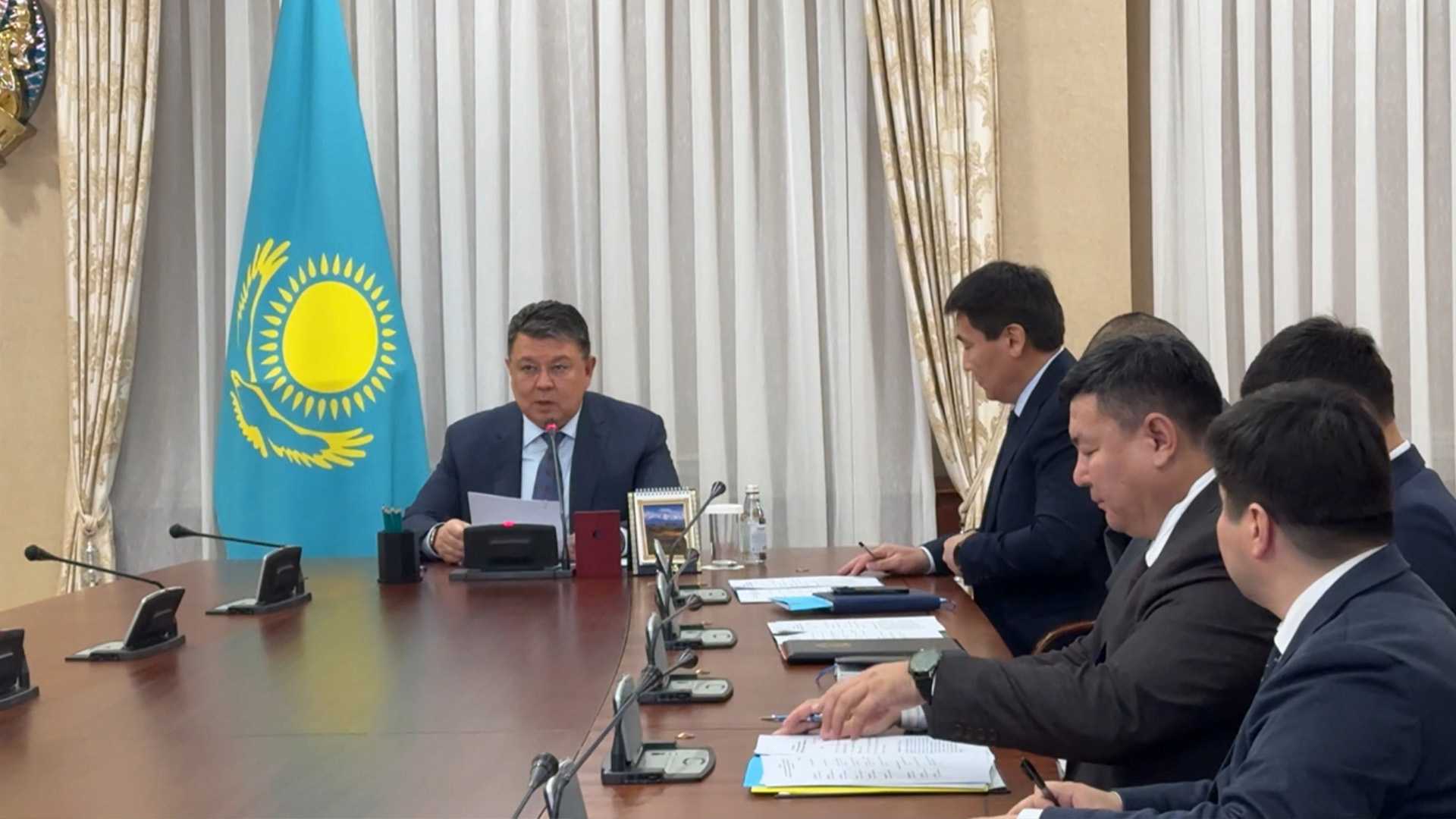 Ақтөбе облысындағы жол-көлік апаты: Қанат Бозымбаев Үкіметтік комиссияға тапсырма берді