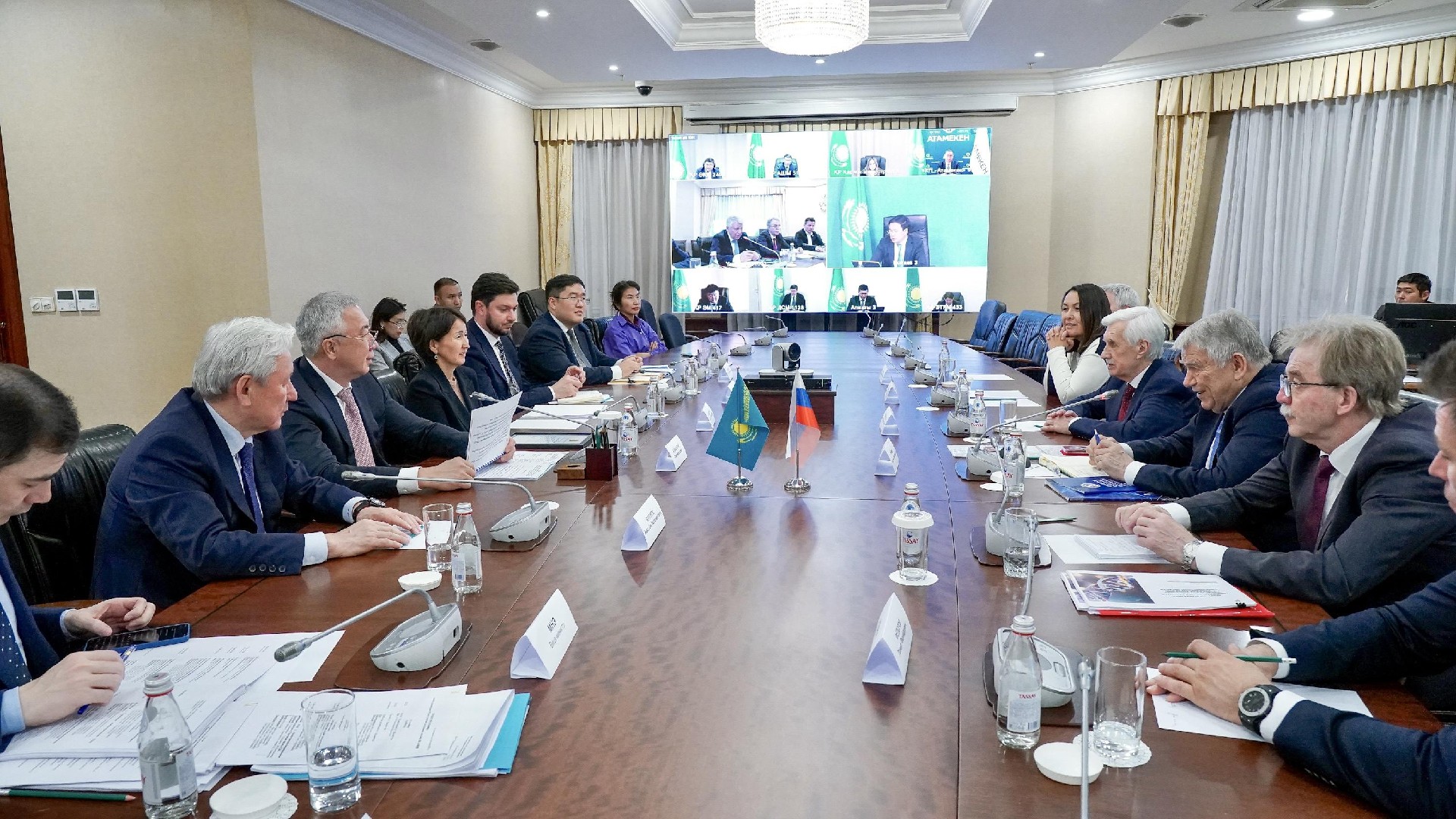 Қазақстан мен Сібір РҒА бөлімшесі ғылыми-технологиялық ынтымақтастықты дамытуды талқылады