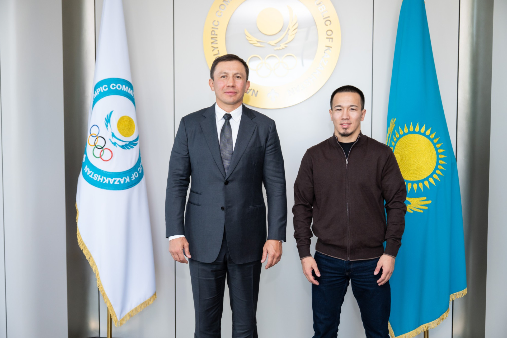 “Лос-Анджелес Олимпиадасына  дайындықты жалғастыру қажет”: Геннадий Головкин Айдос Сұлтанғалимен кездесті