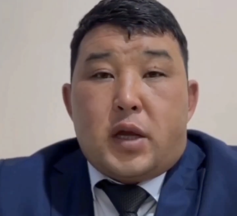 "Сенен боқтық естуге халық міндетті емес": Халыққа боқауыз сөз айтқан ШҚО-дағы ауыл әкімінің тағы бір былығы шықты