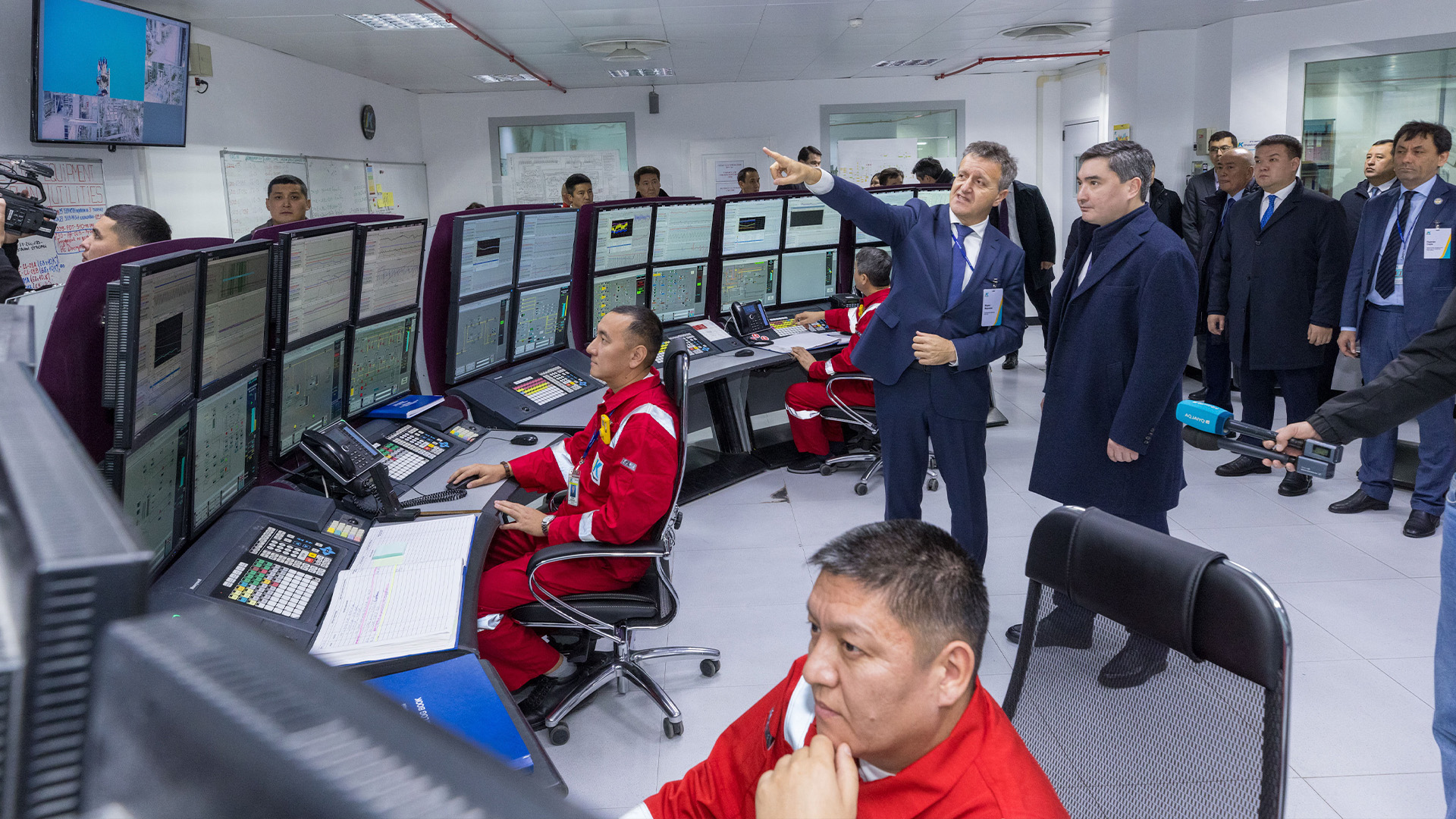 Олжас Бектенов БҚО-да мұнай-газ саласын дамыту жөніндегі Президент тапсырмаларының орындалу барысын тексерді