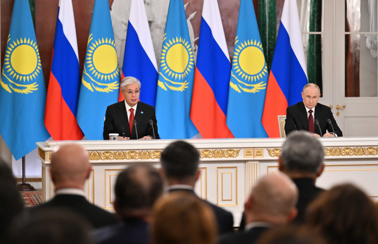 Қазақстан мен Ресей президенттері БАҚ өкілдеріне арналған брифинг өткізді