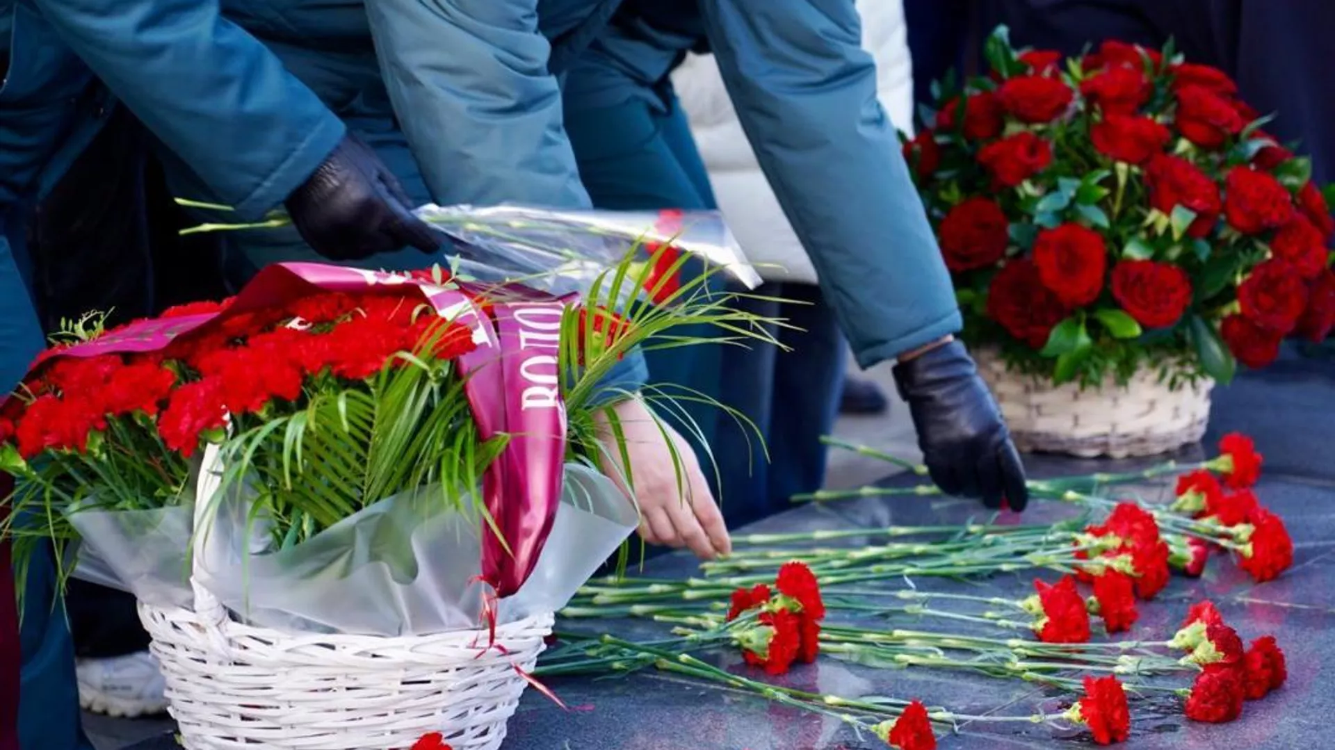 Қазақстан дипломаттары Волоколамскіде панфиловшы-батырлардың ерлігін еске алды