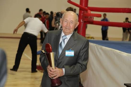 Қазақ боксының ардагері өмірден озды