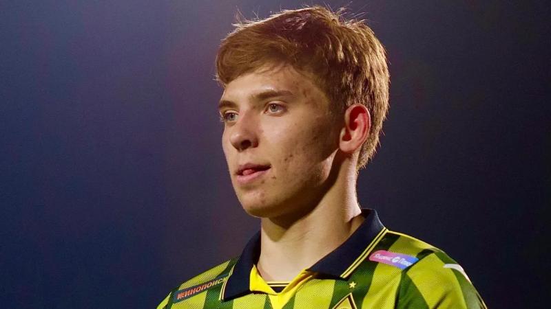 ”Әкем - қазақ”: Футболдан жастар құрамасының капитаны ұлтына қатысты сұрақтарға жауап берді