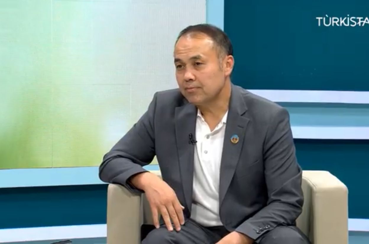 "Ташкенттегі чемпионатта қара дуа жасалды": Ардагер боксшы адам сенгісіз жағдайға тап болғанын айтты