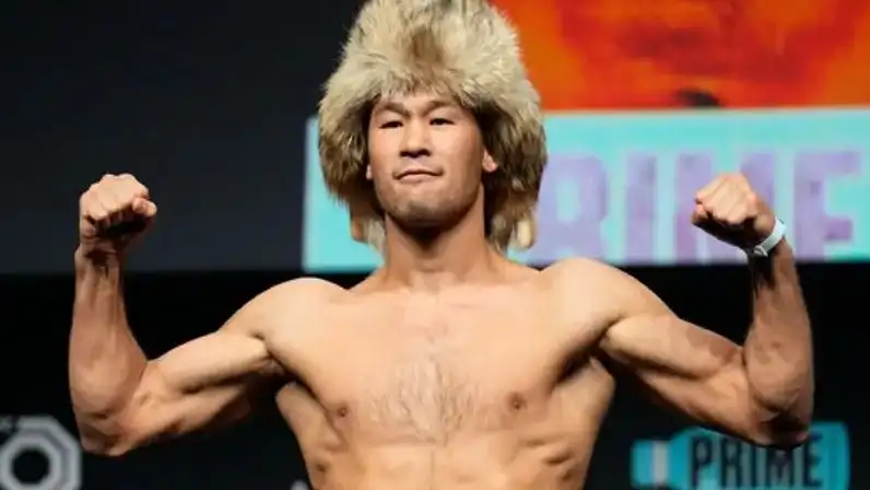 “Титулды жекпе-жектердің ауылы алыстап барады”: Сарапшы Шавкат Рахмоновтың спорттағы мансабына қатысты күтпеген мәлімдеме жасады