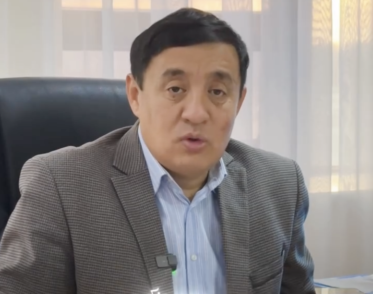 "Анасының құрсағына бала бітті": Үлкен ұлынан айырылған ақын Серікзат Дүйсенғазы өміріндегі адам сенгісіз оқиғасымен бөлісті