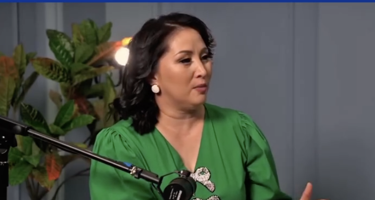 "Аналық жұмыртқадан 10 рет ұрды": Әнші Өмірқұл Айниязовтың әйелі егде жасында бала көтеруінің сырын айтты