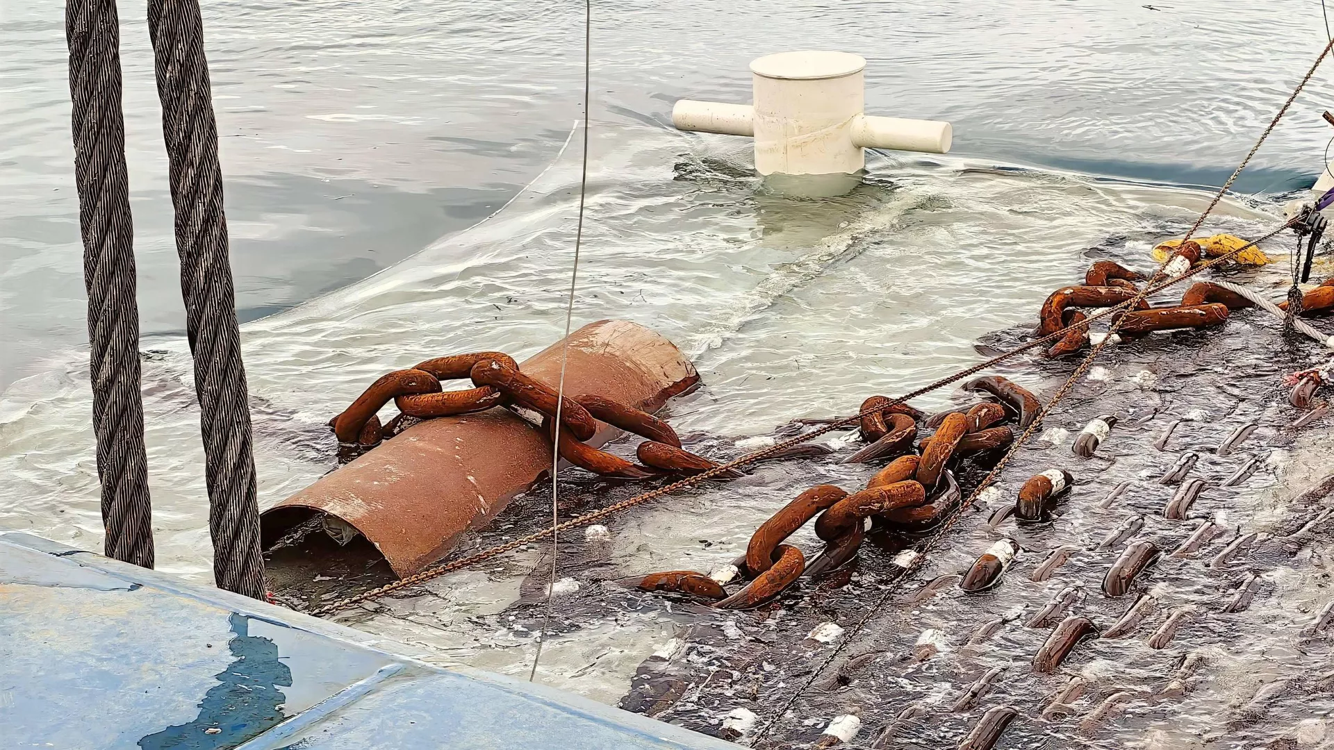 Қазақстан Каспий құбыр консорциумы үшін екі жылжымалы айлақ сатып алды