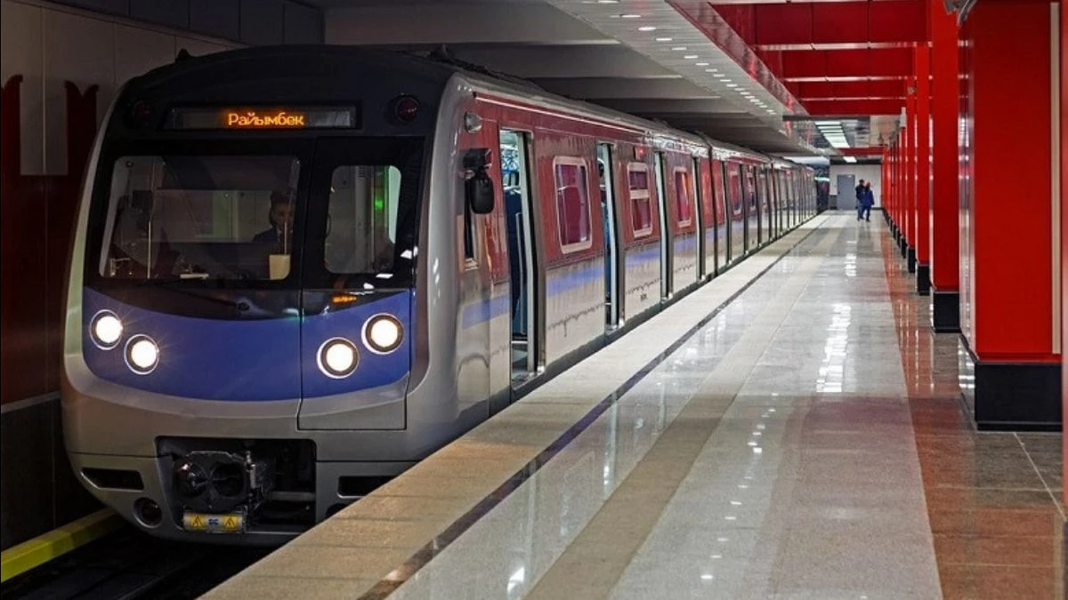 Енді алматылықтар тек қоғамдық көлікпен жүреді