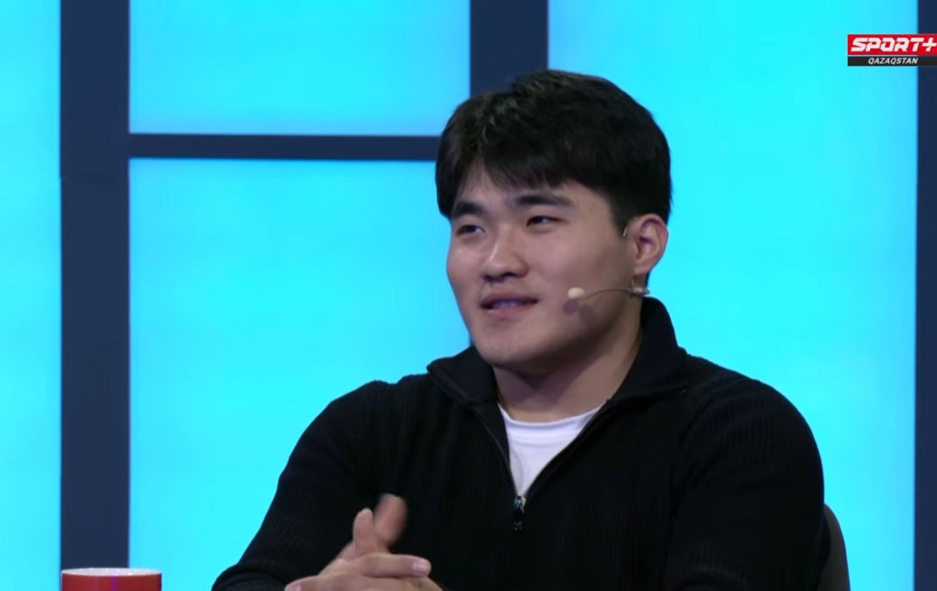 “Қазақтар өзімізді өзіміз басамыз”: Ауыр атлет жанкүйерлерге ренішін айтты