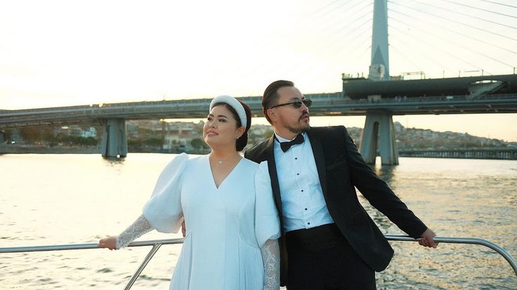 ”Бақытты болуды өзім түсіндіремін”: Олжас Абай Дариға Бадықованы туған күнімен ерекше құттықтады