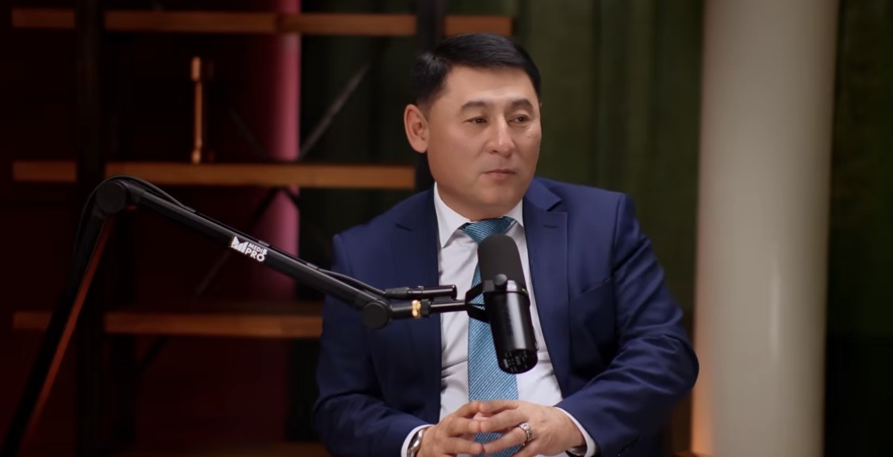 ”1 миллион доллар ұтылған адаммын” - Лудоманияға тәуелді болған адам