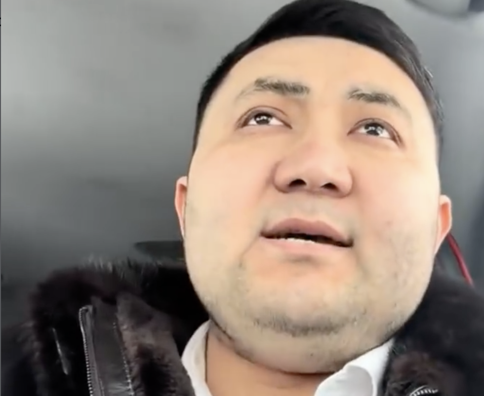 "Бүйткен мұғалімдігі құрысын": Сабақта шулаған оқушысына бор лақтырғаны үшін түсініктеме жазған мұғалім елге жанайқайын жеткізді