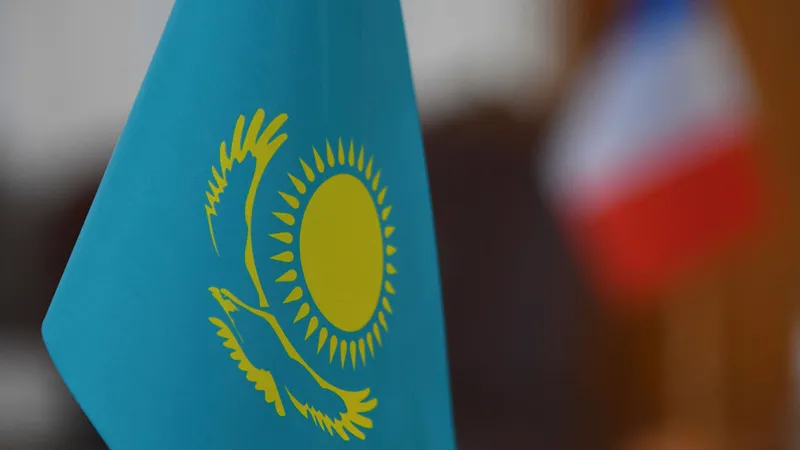 Қазақстан азаматтарына Франциямен визалық режим жеңілдетіледі