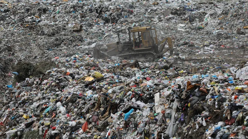 Қазақстан бойынша 4 мыңға жуық заңсыз қоқыс орны анықталды